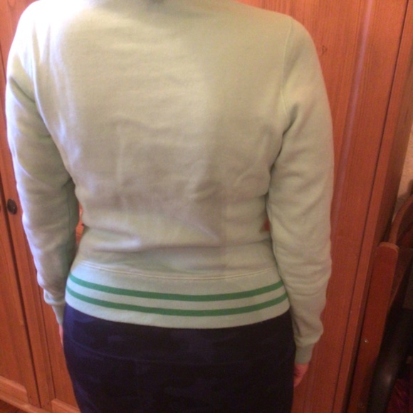 Puma green sweatshirt ,size Small - Picture 7 of 7